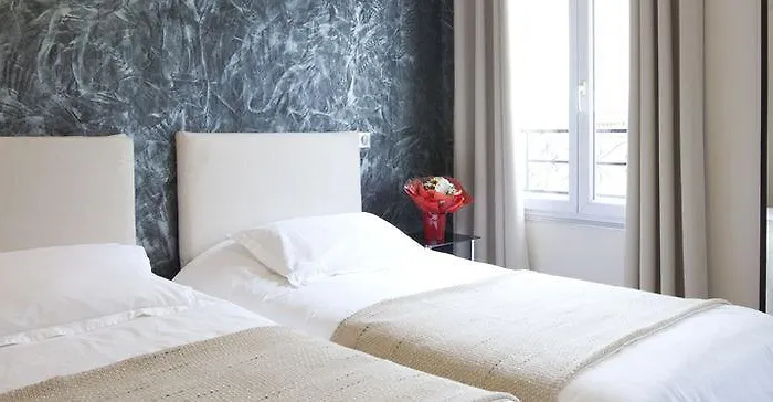 Sofia Hotel 2*
