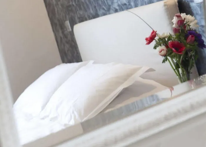 Sofia Hotel 2*