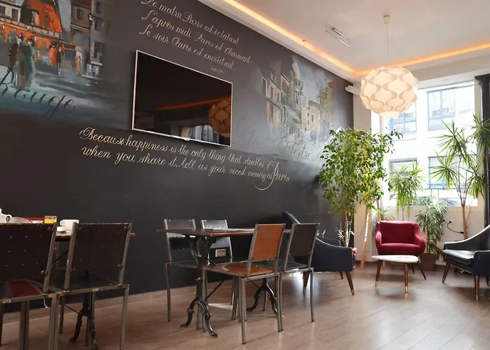 Hotel Sofia 2*