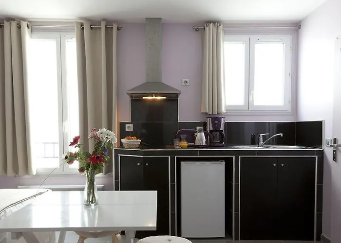 ソフィア 2* パリ