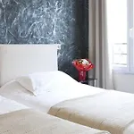 Sofia Hotel 2*