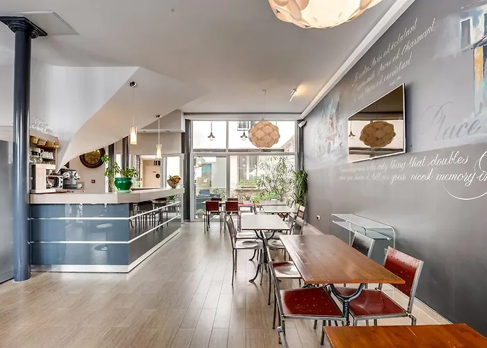 ソフィア 2* パリ