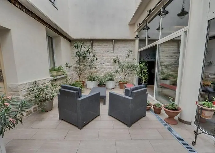 ソフィア ホテル